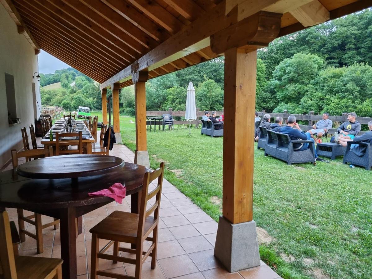 Hostal Rural Iratiko Urkixokoa Pension Orbaiceta Buitenkant foto